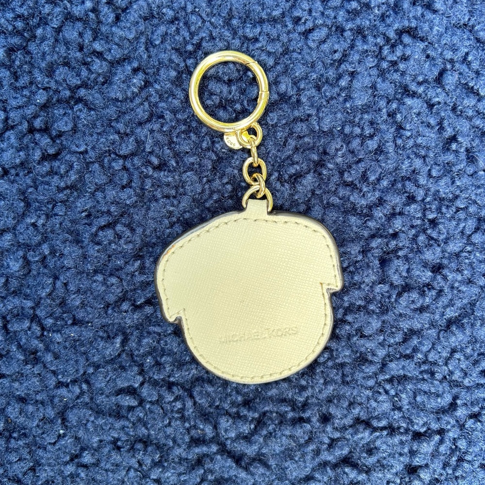 EUC  🐶 Michael Kors leather saffiano bag 🐶 charm - Picture 2 of 3